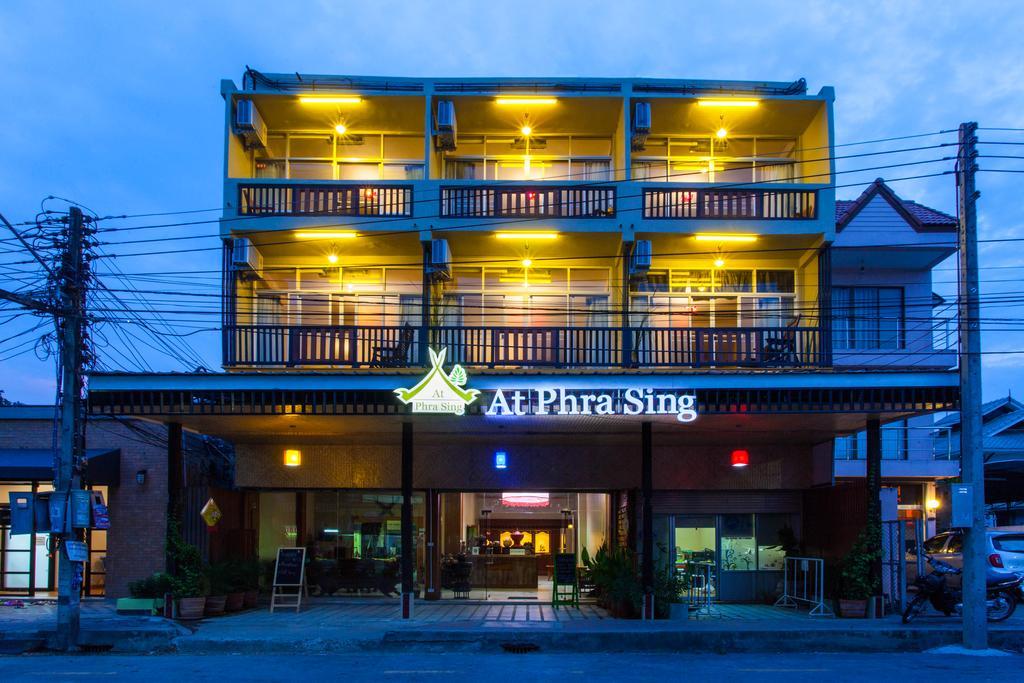 ホテル At Phra Sing チエンマイ エクステリア 写真